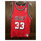 HEAT #33 BASKETBALL JERSEY SIZE 44