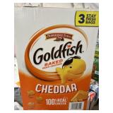 GOLDFISH CRACKERS