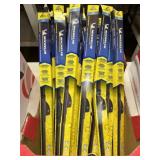 BOX LOT OF WIPER BLADES SIZE 22