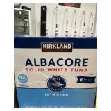 ALBACORE TUNA IN WATER