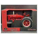 1/8 Scale Farmall M Tractor ï¿½ Scale Models Inc ï¿½