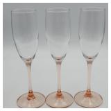 Vintage Luminarc champagne flutes (3)
