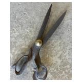 Antique tailor shears w/ brass rivet