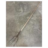 Rustic 3 prong pitchfork