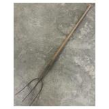 Rustic 3 prong pitchfork