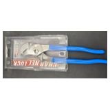Channellock 420 9.5-inch V-Jaw Tongue & Groove