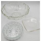 3 pieces of glassware / trinket trays