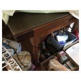 Dining Table & Chairs