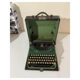 Neat Old Remington Portable Typewriter