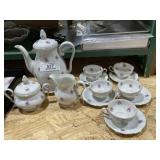 Bavaria Germany 15 Piece Tea Set