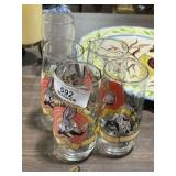 4 Bugs Bunny Collectors Glasses
