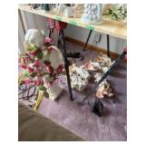 5 Seraphim Angels & Ceramic Angel on Pedestal