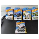 5 As New In Package Die-Cast Hot Wheels Cars