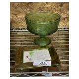 Emerald Pedestal Vintage Fruit Bowl & Brass Frame