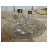 Platter with Salt / Pepper Shaker Set