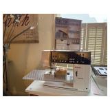 Bernina Fashion-Ista Aurora 450 Sewing Machine