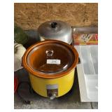 Crock Pot & Aluminum Pan