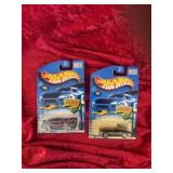 2 2002  Hot Wheels Collec tor cars