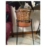 Planters & Artificial Flowers