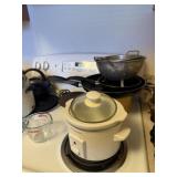 Large Lot of Kitchenware's