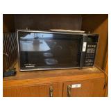 Vintage GE Spacemaker II Microwave Oven