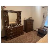 5 Piece Full Size Bedroom Suite