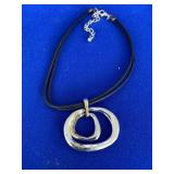 Silver Tone Pendant Necklace