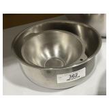 3 Stainless Steel Bowls