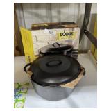 Lodge Cast Iron Dutch Oven