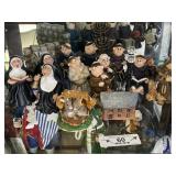 Merry Monk Figures Set