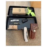 Metal Box with 3 Knives