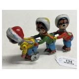 Vintage Tin Wind-Up Skating Bears Toy