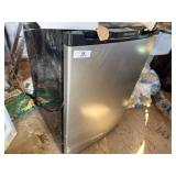 Frigidaire Apartment Size Refrigerator