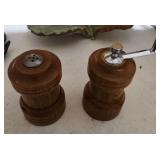 Wooden Salt & Pepper Set