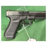 Glock 17 GEN 5 Pistol, 9mm