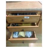 Contents of 4 Kitchen Drawers