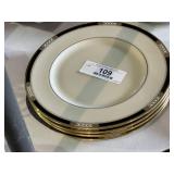 4 Lenox Hancock 8' Plates