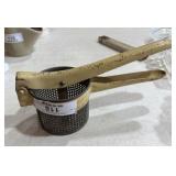 Hand Held Juicer