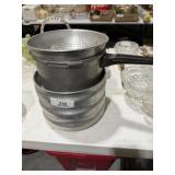 Lot of Cook Ware