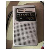 Vintage Sony AM / FM Radio