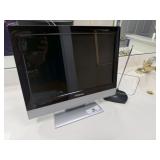 Polaroid 15" LCD TV & RCA Antenna