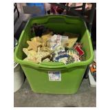Tub of Holiday Dï¿½cor