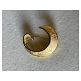 Vintage Trifari Freeform Brooch