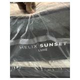 Queen Helix Sunset Luxury Edition