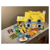Fisher-Price Play Family House