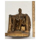 Seated Lincoln Memorial Statue