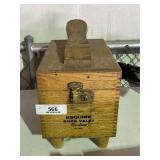 Esquire Shoe Vault Valet & Contents
