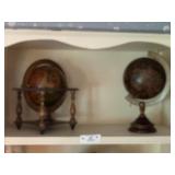 2 Decorative Globes