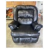 2 Recliners