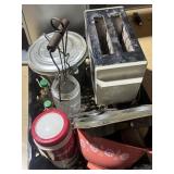 Vintage Kitchenwares